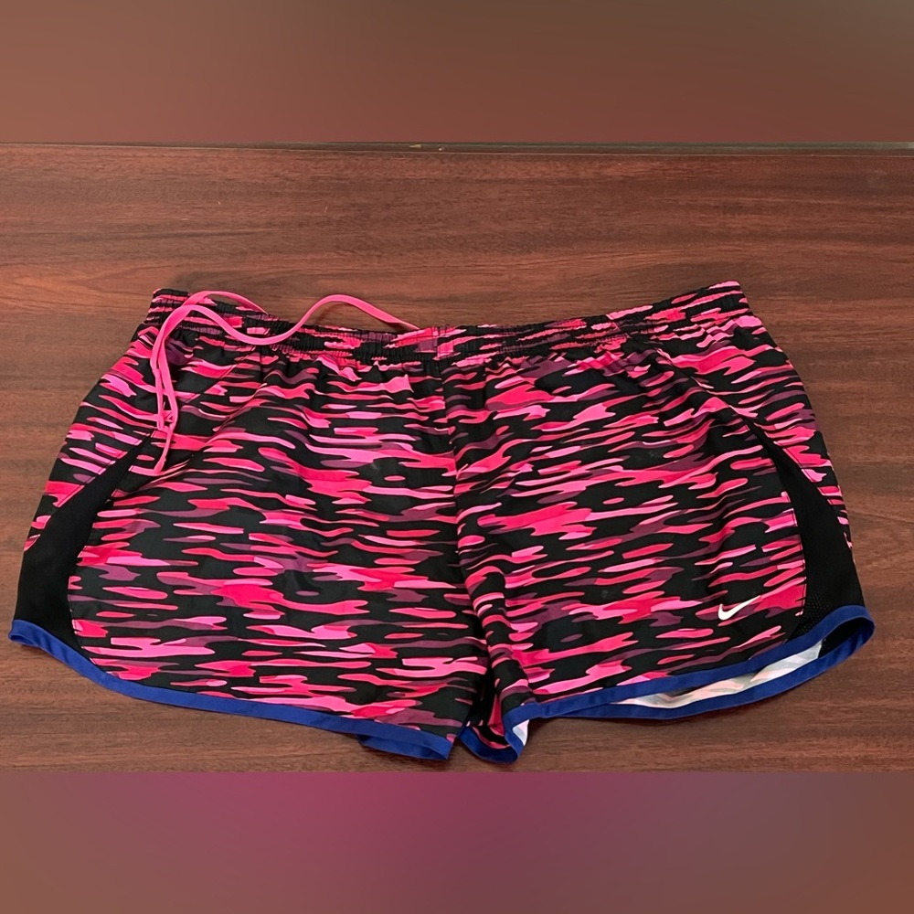 Misses Nike running shorts size XL